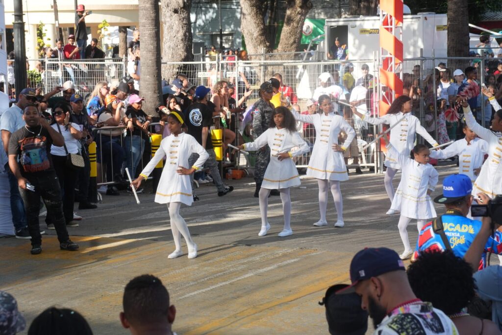 Alcaldía del DN reafirma compromiso con el Carnaval Dominicano y se prepara para los Juegos Centroamericanos y del Caribe 2026 - Noticias de hoy en República Dominicana | De Último Minuto