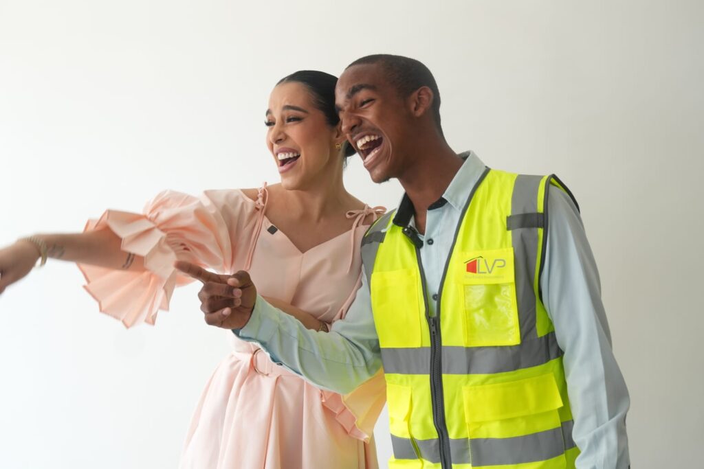 Alofoke Media Group y constructora LVP entregan apartamento a “El Elegido” | 3 | Alofoke Media Group y constructora LVP entregan apartamento a “El Elegido” - Noticias de hoy en República Dominicana | De Último Minuto