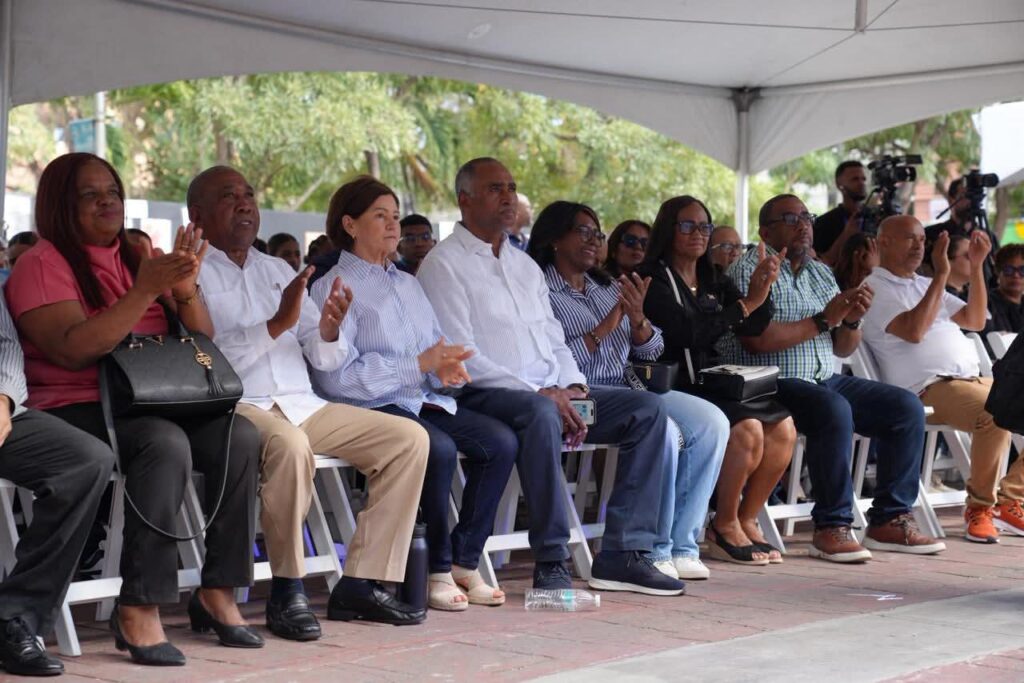 Ruta del Arte congrega a más de 300 estudiantes en Baní | 3 | Ruta del Arte congrega a más de 300 estudiantes en Baní - Noticias de hoy en República Dominicana | De Último Minuto