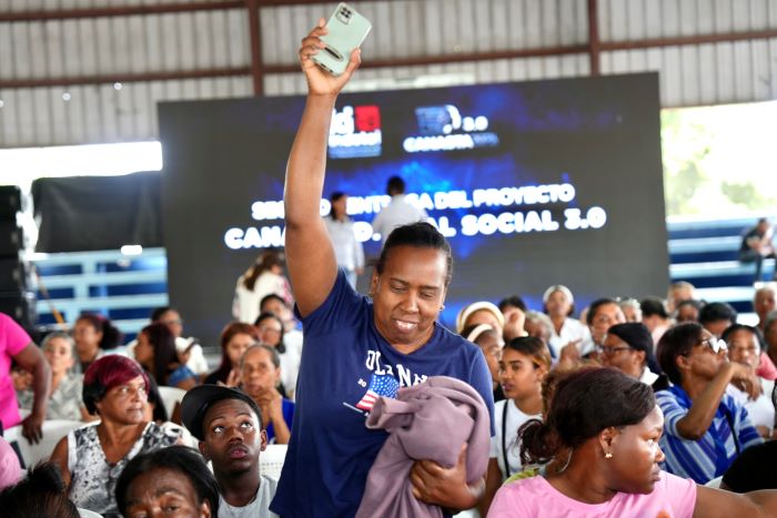 Indotel benefits 1,000 residents of Santo Domingo Norte with the Digital Social Basket 3.0 | De Último Minuto English