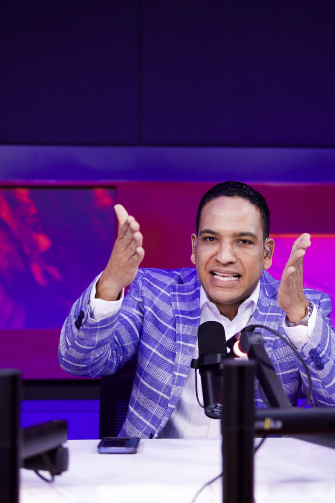 Hansel García explota contra empresas tras muerte de policía y seguridad: "Se pudo evitar" - Noticias de hoy en República Dominicana | De Último Minuto