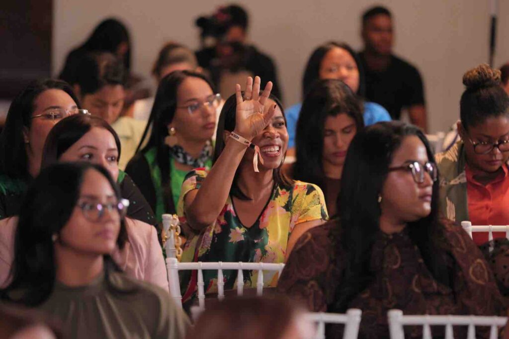 Seguros SURA supports the meeting on “Female Leadership” and brings together 135 female leaders | De Último Minuto English