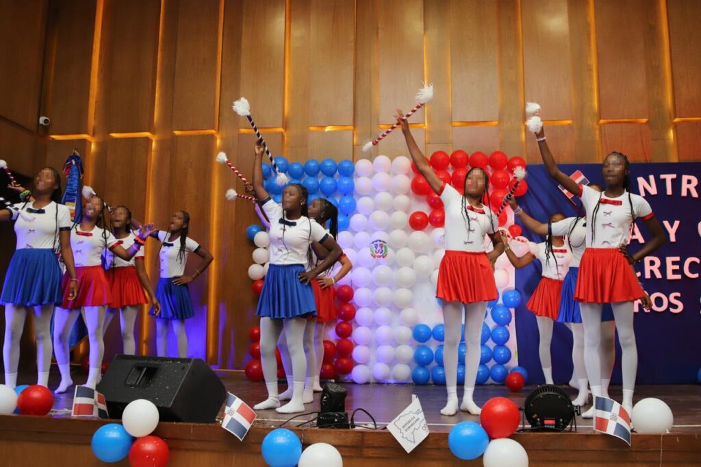 Niños, niñas y adolescentes de hogares de paso del CONANI realizan intercambio “Entre patria y cultura” - Noticias de hoy en República Dominicana | De Último Minuto