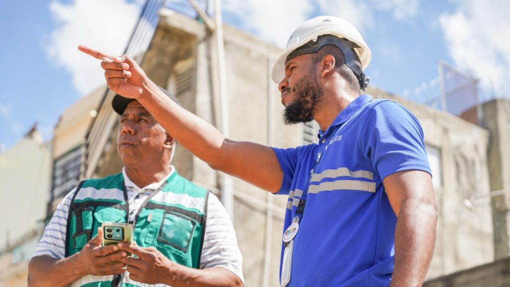 ONESVIE evalúa causas del colapso de edificación en Villa Mella - Noticias de hoy en República Dominicana | De Último Minuto