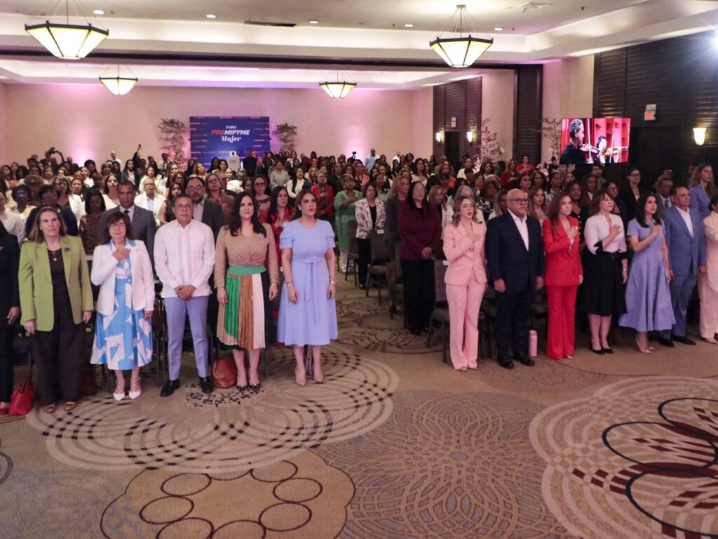 Promipyme impulsa inclusión financiera femenina con foro que reúne a líderes del Gobierno y sector financiero - Noticias de hoy en República Dominicana | De Último Minuto