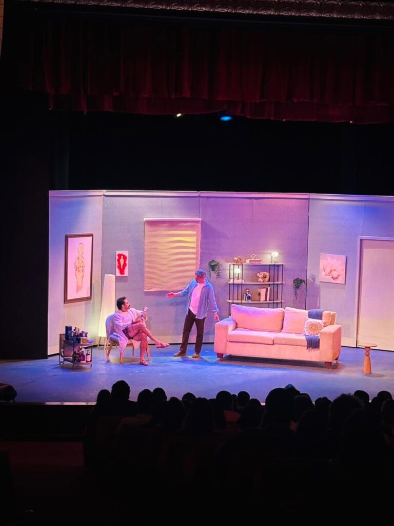 The third restaging of the play "The Truth" premiered to a full house. | De Último Minuto English