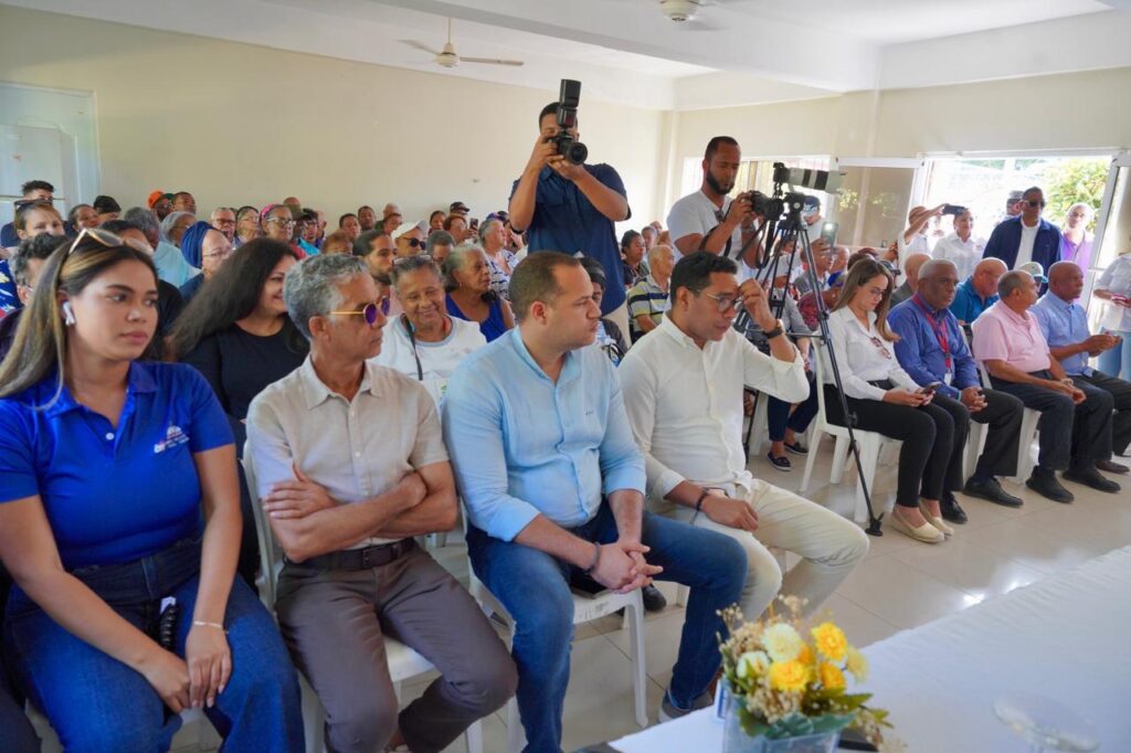 Gobierno inicia titulación gratuita en los condominios de la Villa Olímpica en Santiago - Noticias de hoy en República Dominicana | De Último Minuto