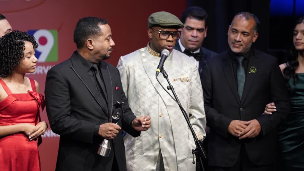 “Esto no es Radio” obtiene su cuarto Premio Soberano como Programa Radial de Variedades - Noticias de hoy en República Dominicana | De Último Minuto