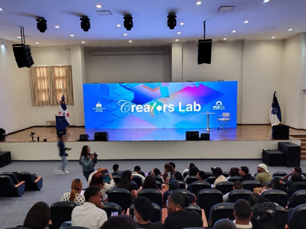 Regional 03 de Azua impulsa creatividad y liderazgo juvenil con jornada Creators Lab | 2 | Regional 03 de Azua impulsa creatividad y liderazgo juvenil con jornada Creators Lab - Noticias de hoy en República Dominicana | De Último Minuto