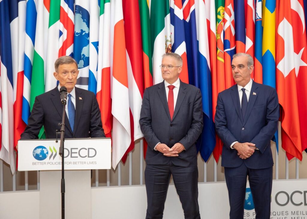 RD formaliza acercamiento a la OCDE con firma de Memorando de Entendimiento - Noticias de hoy en República Dominicana | De Último Minuto