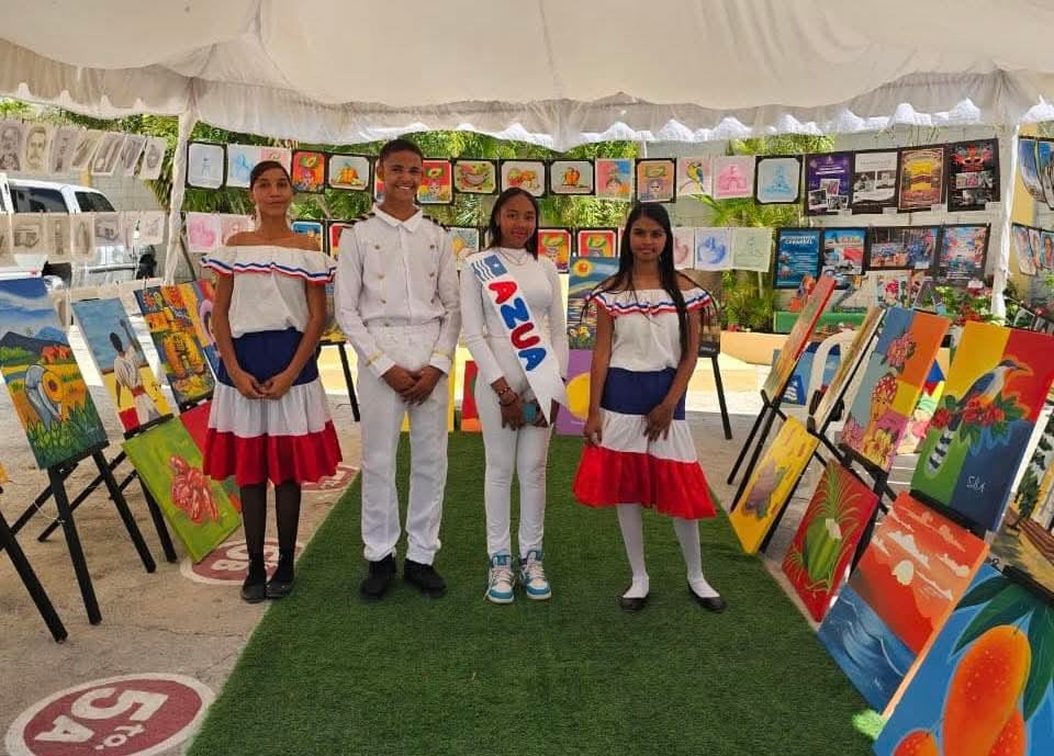 Distrito Educativo 03-01 de Azua celebra gala artística estudiantil - Noticias de hoy en República Dominicana | De Último Minuto