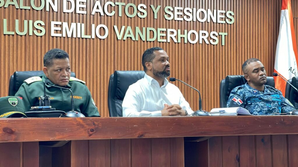 Autoridades presentan operativa integral para garantizar orden y seguridad en Semana Santa 2026 en Las Terrenas | 2 | Autoridades presentan operativa integral para garantizar orden y seguridad en Semana Santa 2026 en Las Terrenas