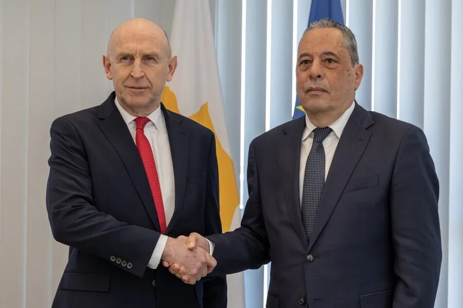 UK avoids ruling out British aircraft participation in attacks against Iran | 2 | UK avoids ruling out British aircraft participation in attacks against Iran | De Último Minuto English