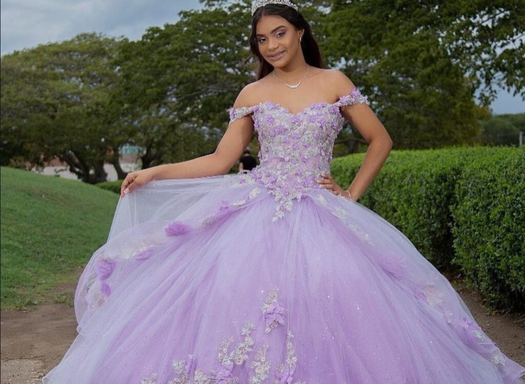 Entre lágrimas despiden a joven dominicana asesinada en Nueva York