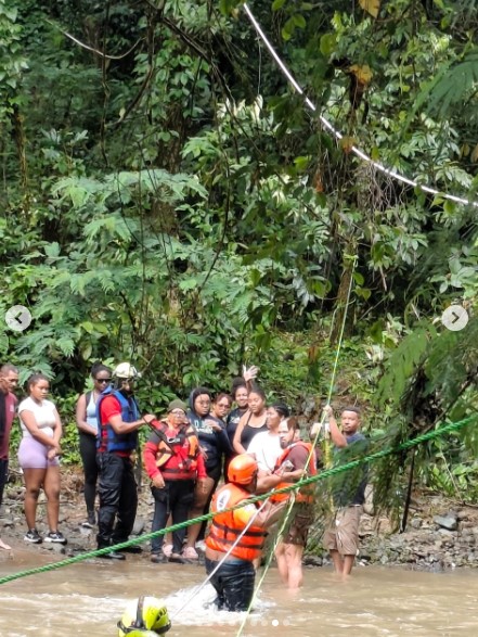Defensa Civil rescata a 19 personas tras crecida de río en Monseñor Nouel | 2 | Defensa Civil rescata a 19 personas tras crecida de río en Monseñor Nouel | De Último Minuto English