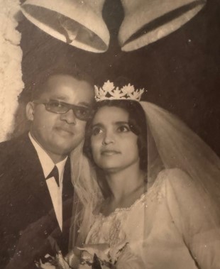 The mother of the Minister of Energy and Mines, Joel Santos, passes away. | De Último Minuto English