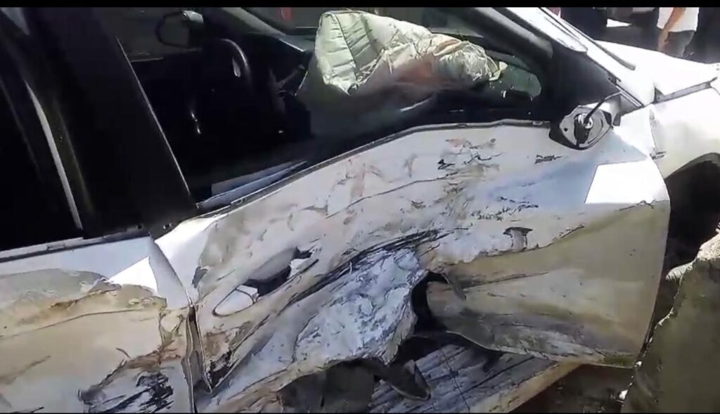 Aparatoso choque entre dos vehículos deja un herido en la autopista Joaquín Balaguer de Santiago | 2 | Aparatoso choque entre dos vehículos deja un herido en la autopista Joaquín Balaguer de Santiago