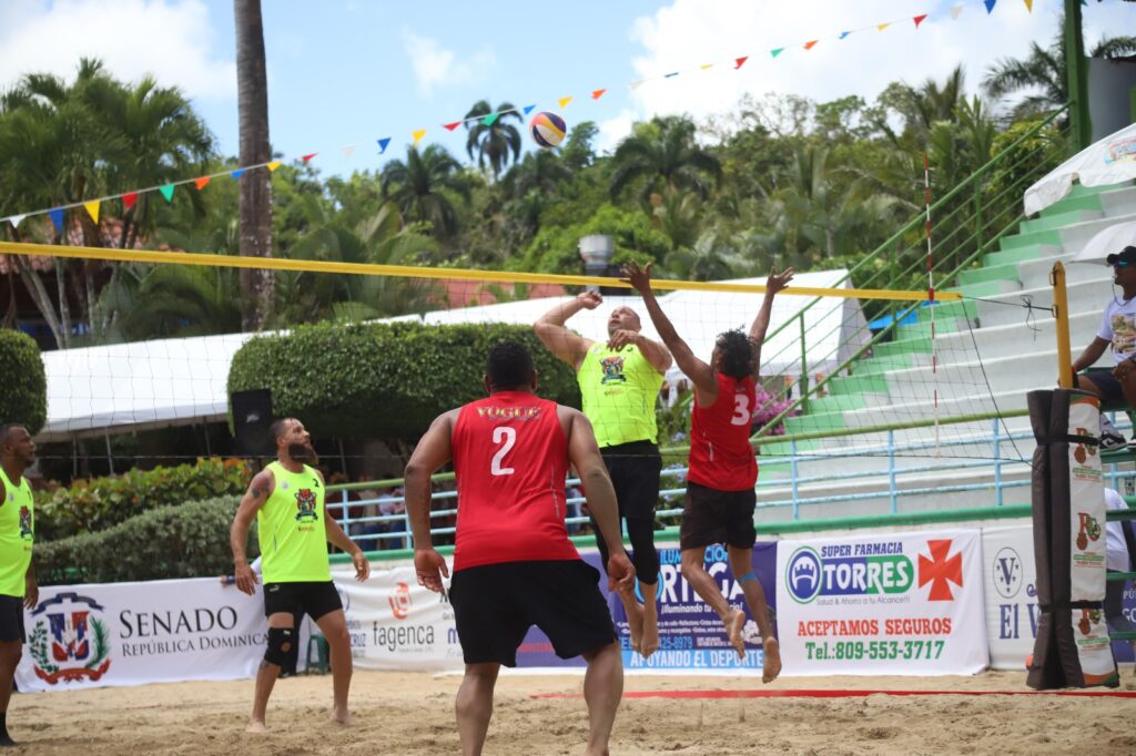 Arranca torneo de voleibol playero 3 para 3 del Festival Deportivo Hato Mayor-Vicentillo Semana Santa 2026 | De Último Minuto English