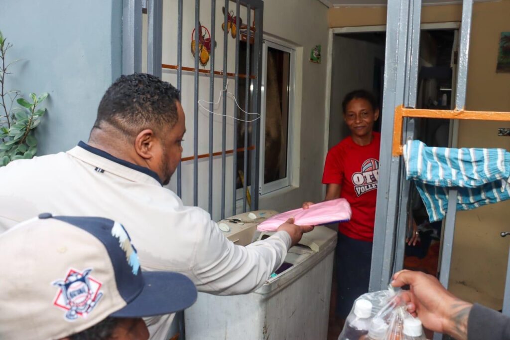 Diputado Aldo Adón lleva asistencia a familias afectadas por lluvias en Nuevo Amanecer | De Último Minuto English