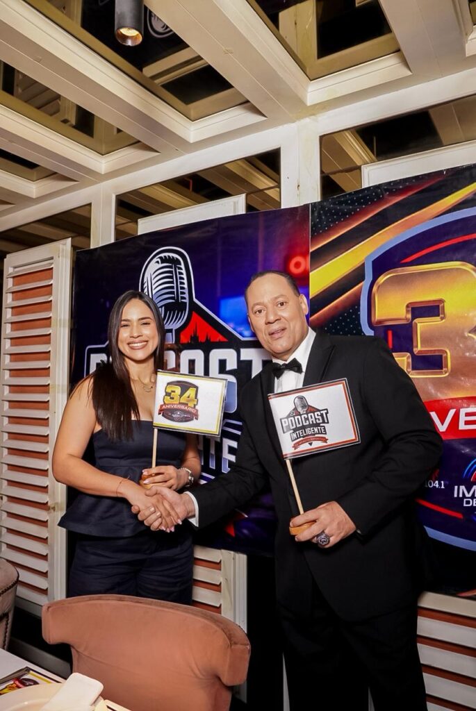 Franklin Mirabal breaks down in tears during the celebration of the 34th anniversary of Impacto Deportivo | 5 | Franklin Mirabal breaks down in tears during the celebration of the 34th anniversary of Impacto Deportivo | De Último Minuto English