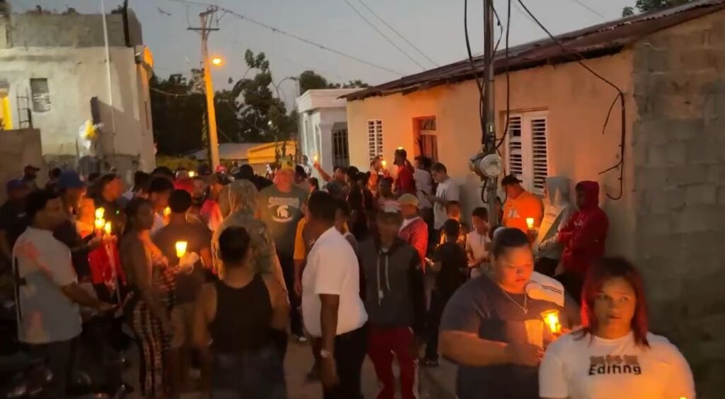 San Francisco de Macorís burns amidst protests and tension over teenager's death | De Último Minuto English