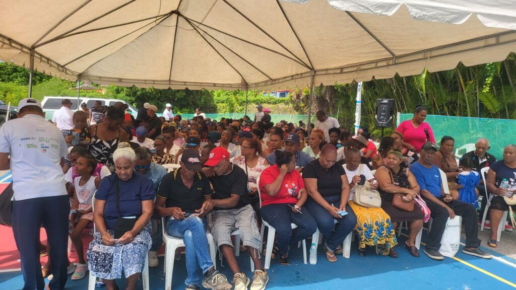 PROPEEP's "Primero Tú" social inclusion day arrives in Las Galeras bringing assistance and opportunities | De Último Minuto English